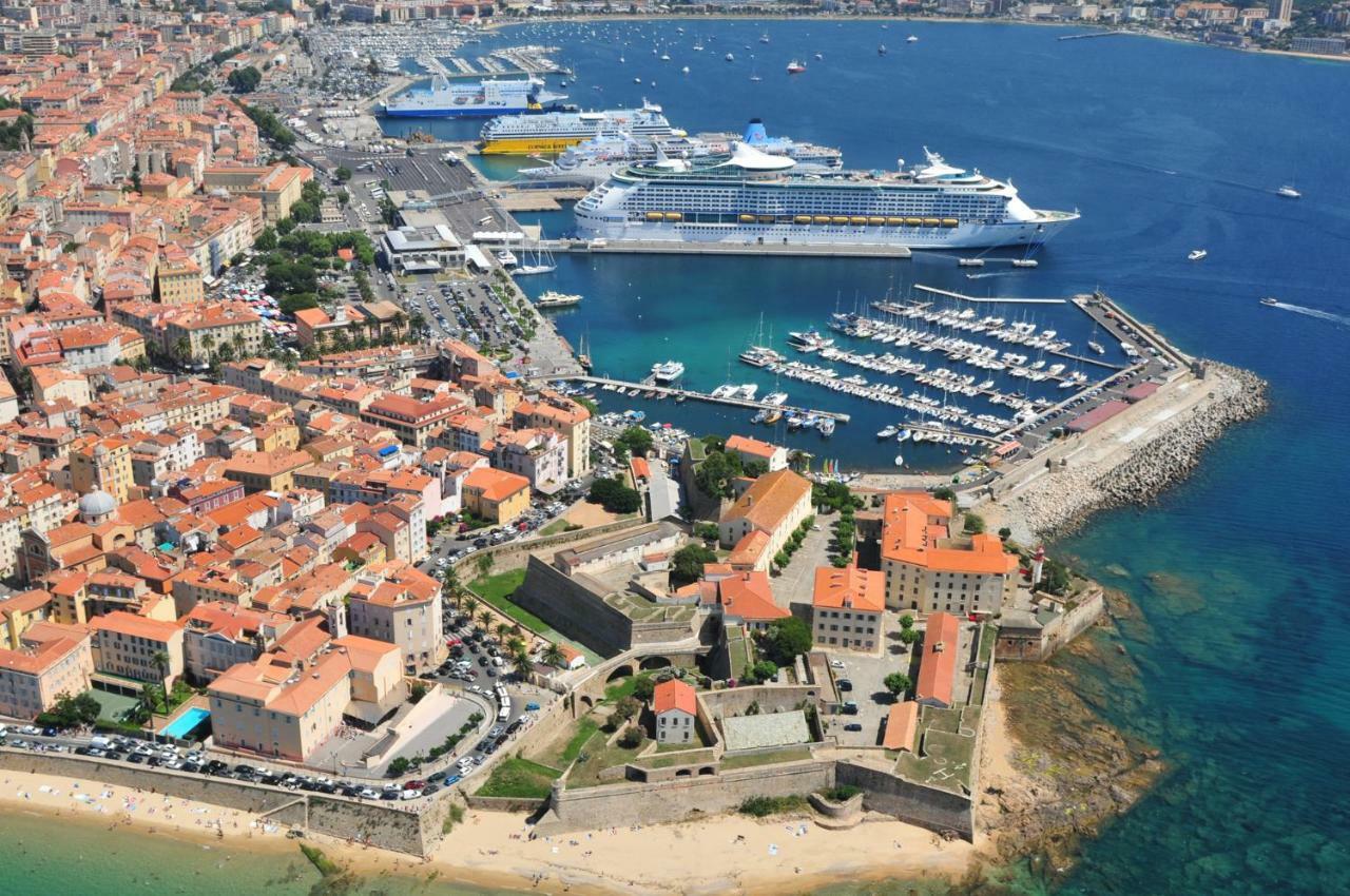 F3 - Standing Centre Ville Calme Et Climatise Ajaccio  Extérieur photo